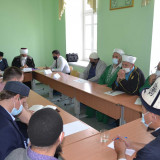 Круглый стол в медресе «Расулия»